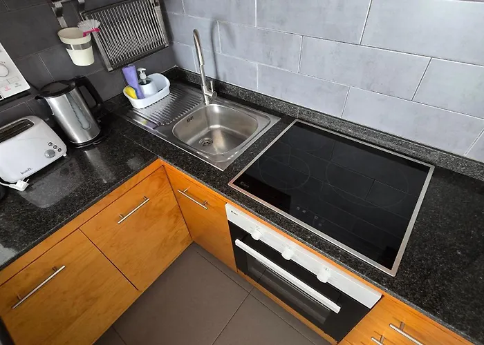 Апартаменты Adriana House 50 Metros Al Mar *